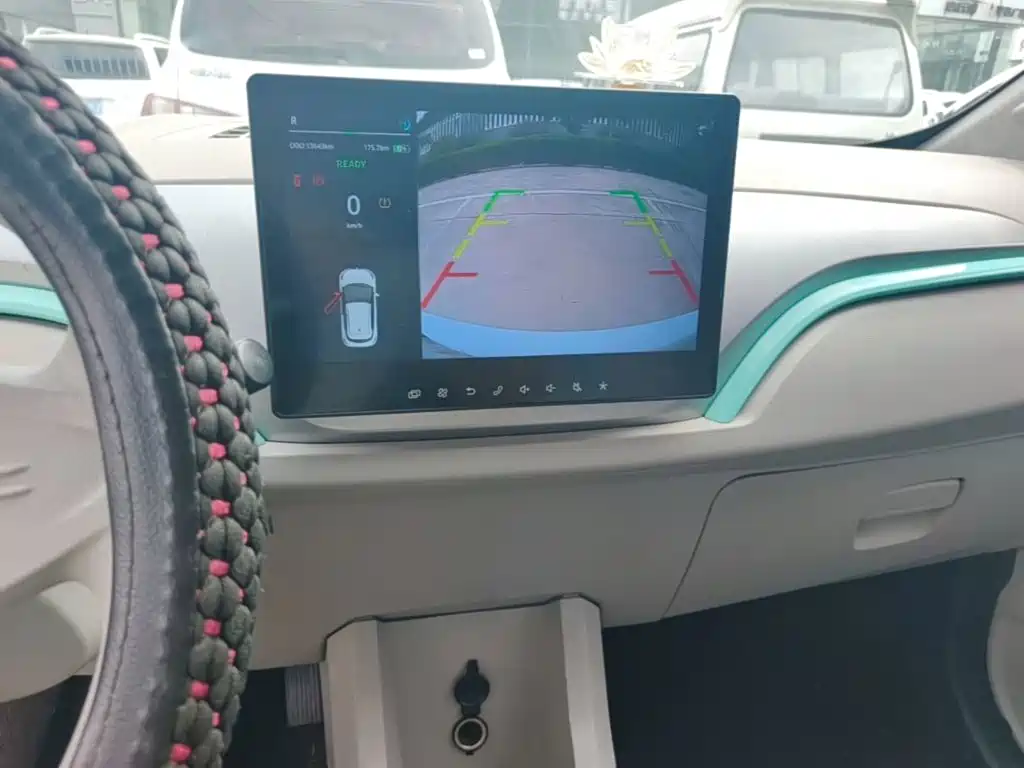 JMCG New Energy Yizhi EV3 2024 2024 Youth Edition 330KM Comfort