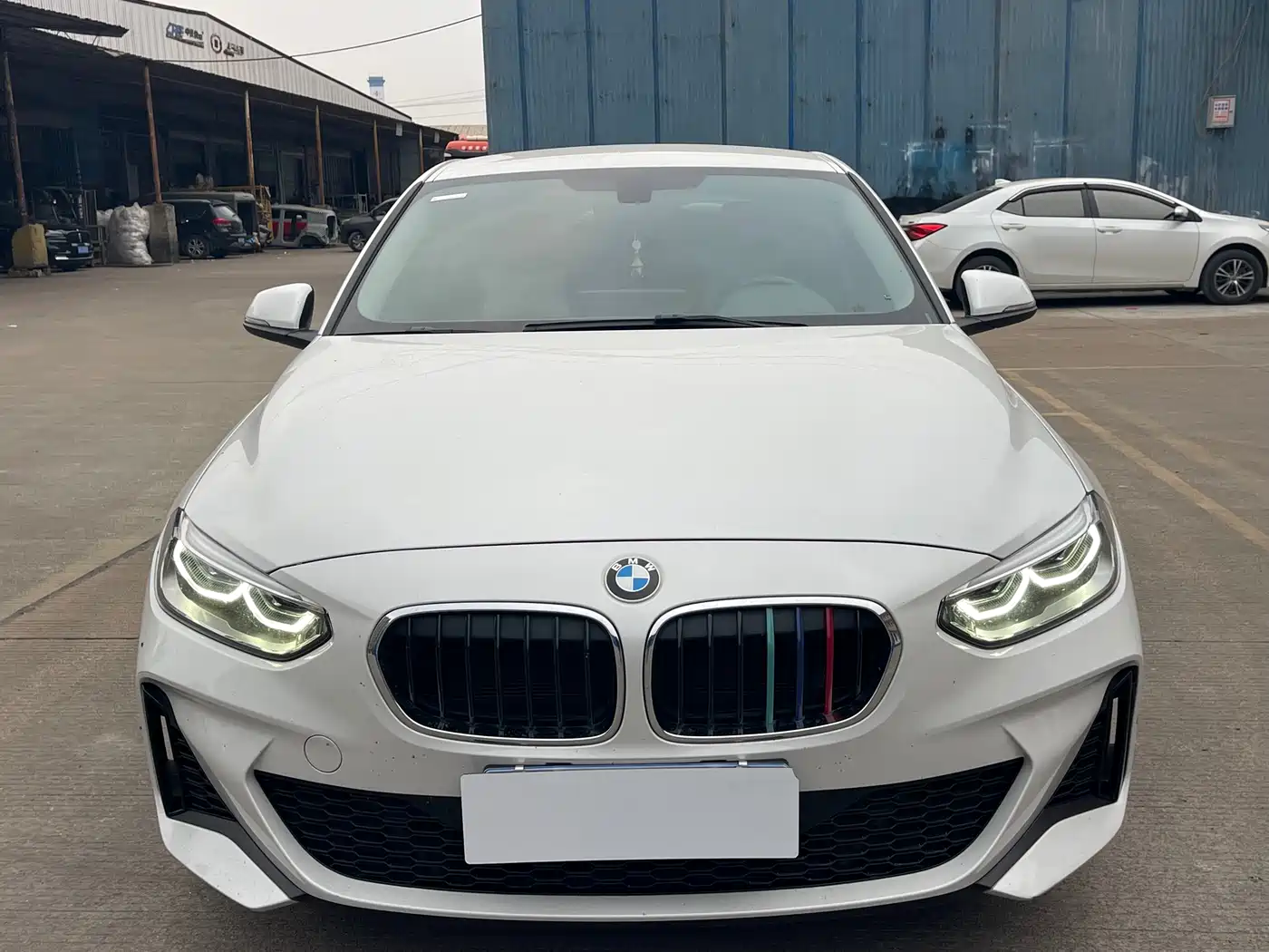 BMW 1 Series 2023 120i M Sport фото 2
