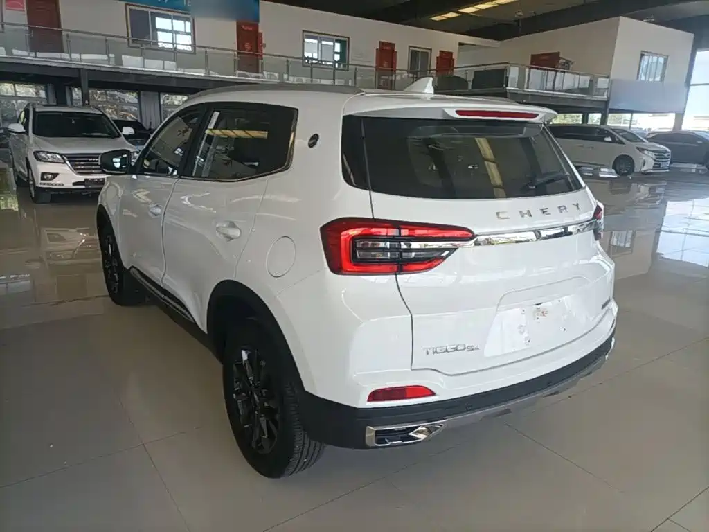 Фото 5 - Chery Tiggo 5x