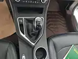 Фото 14 - Geely Vision