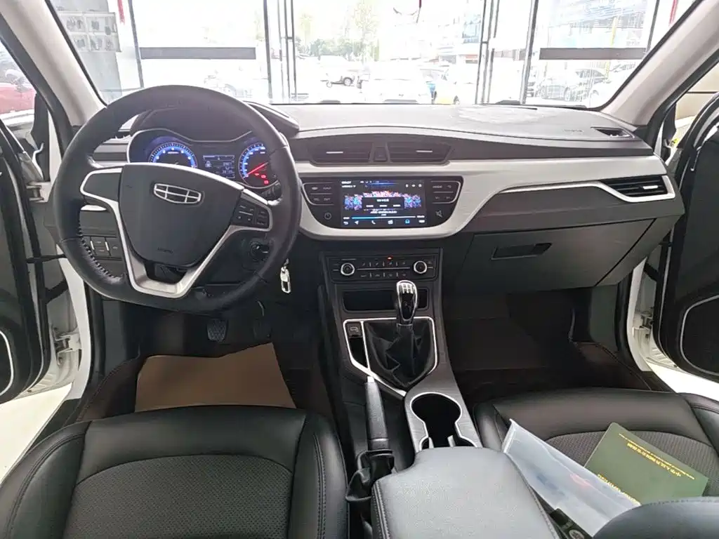 Фото 10 - Geely Vision
