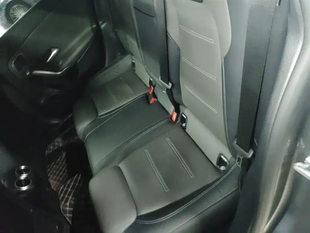 Mercedes-Benz A-Class AMG 2022 AMG A 35 L 4MATIC фото 17