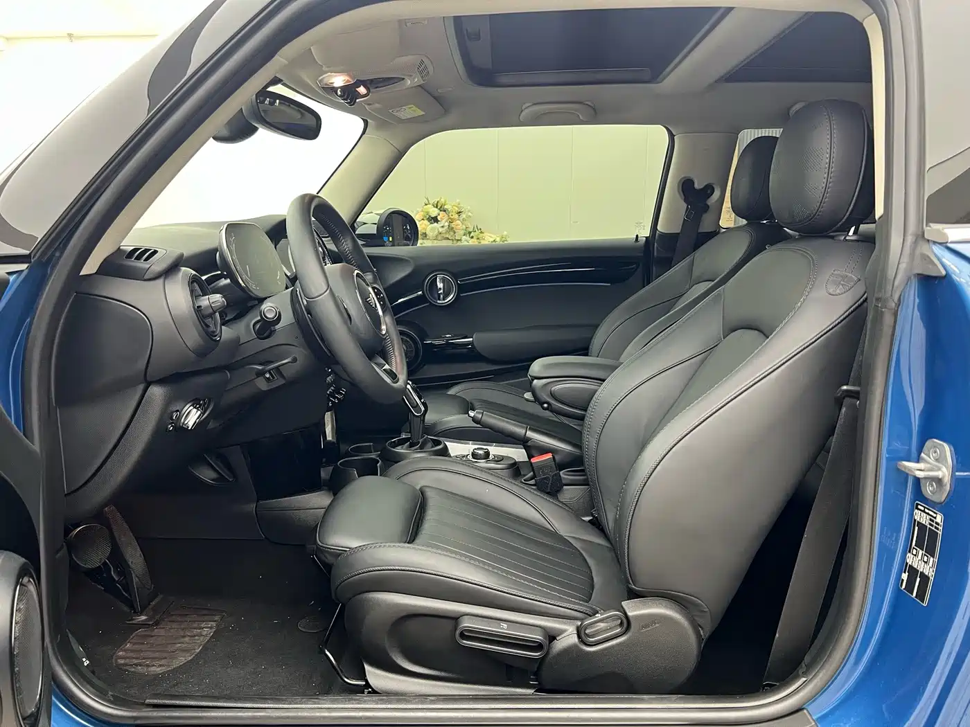 Фото 6 - MINI MINI