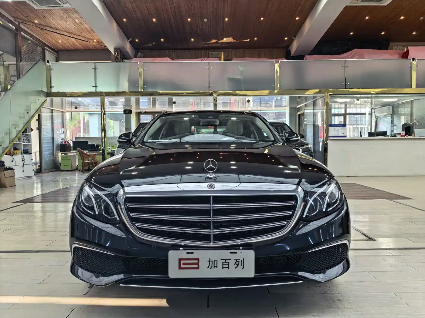 Mercedes-Benz E-Class 2016 E 300 L Fashion Type фото 2