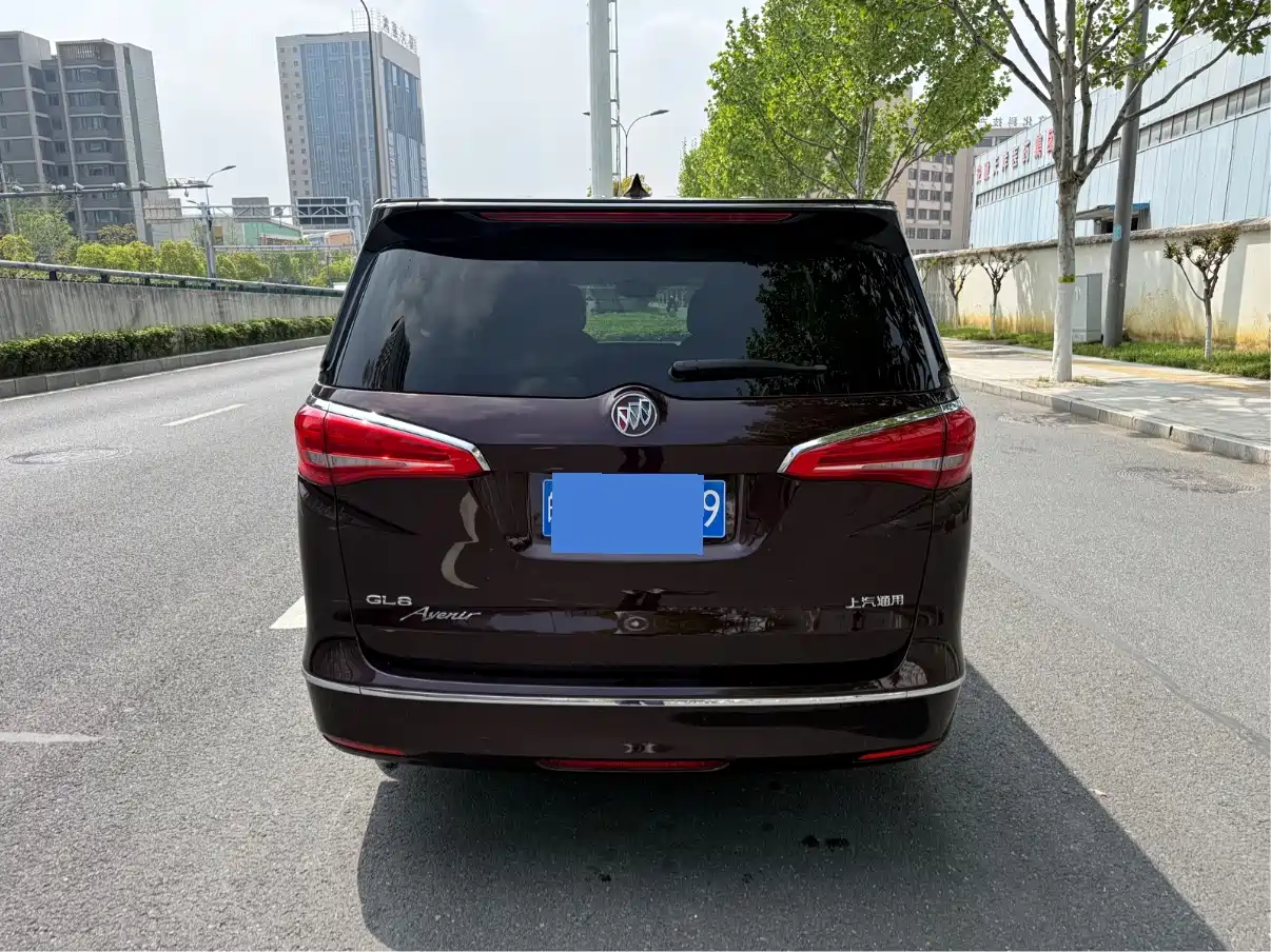 BUICK GL8