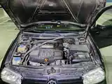 Photo 3 - Volkswagen Golf