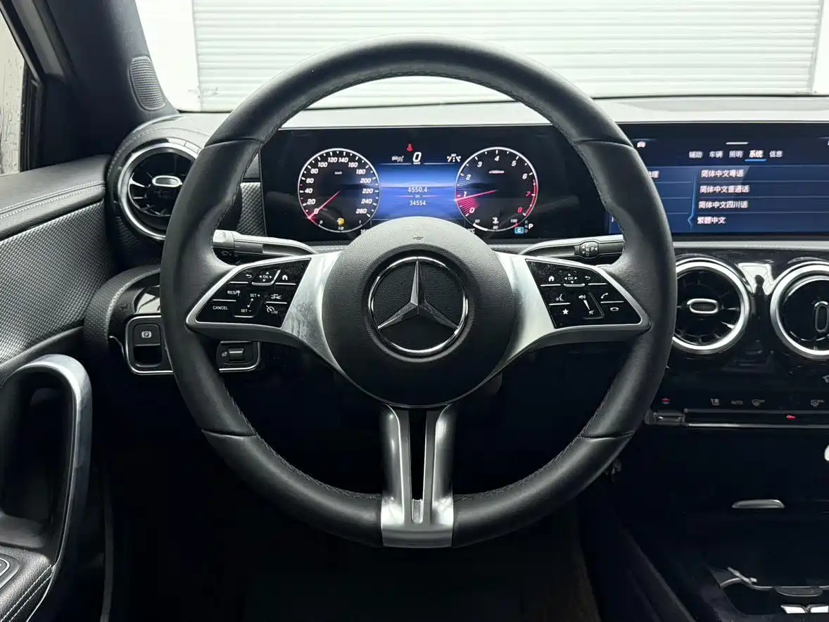 MERCEDES-BENZ A CLASS