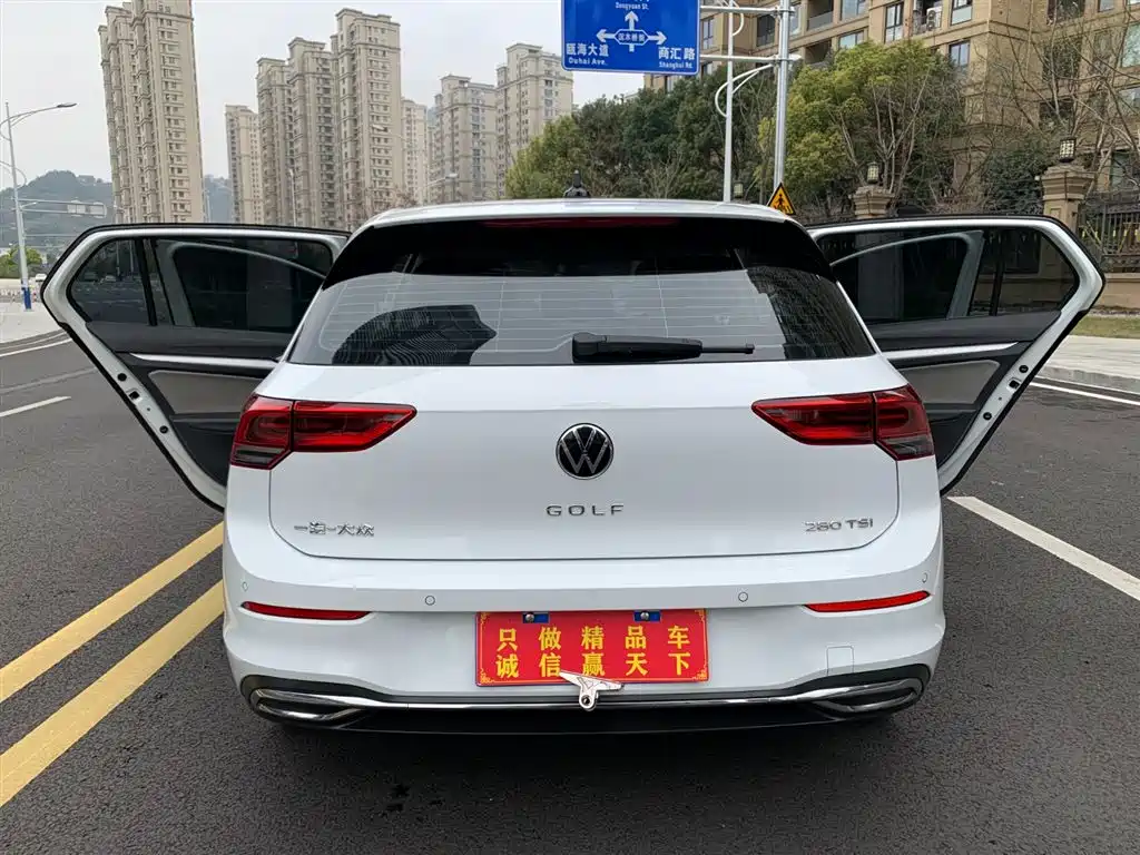 Volkswagen Golf 2023 280TSI DSG Pro фото 5