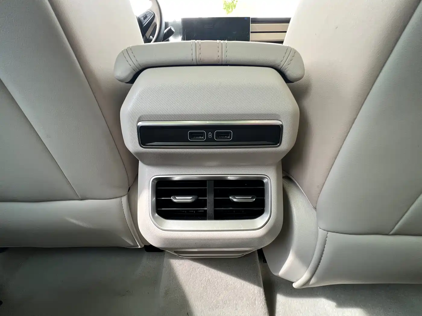 GEELY AUTOMOBILE GEELY ICON