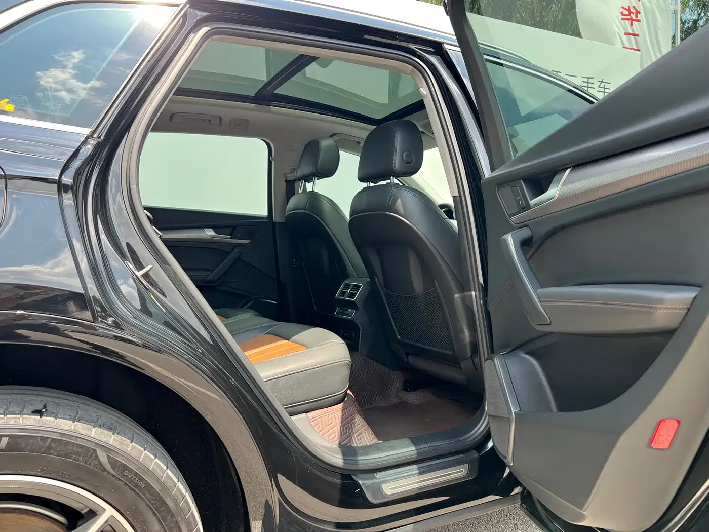 Фото 10 - Audi Q5L