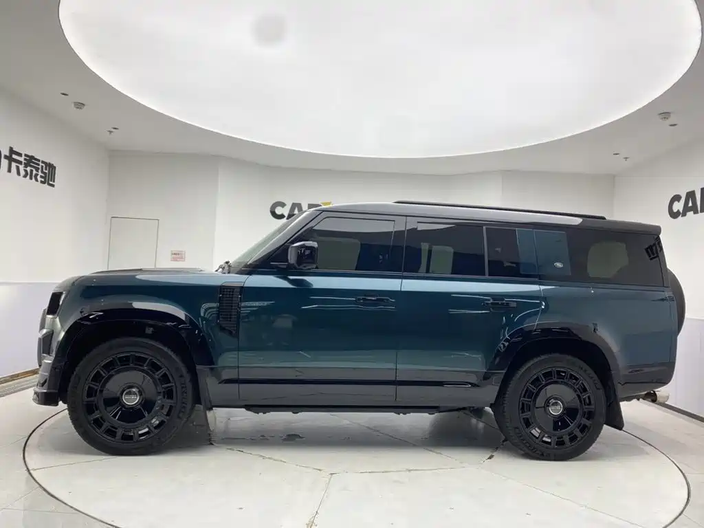 Land Rover Defender 2025 2025 130 3.0T P400 7-Seater Luxury Edition