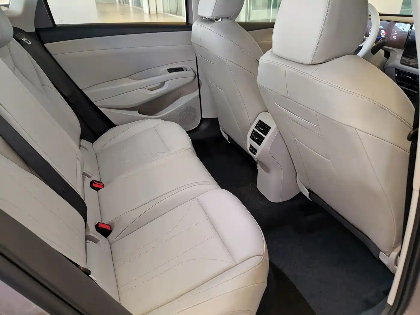 Volkswagen Lavida 2025 PRO 1.5T фото 31