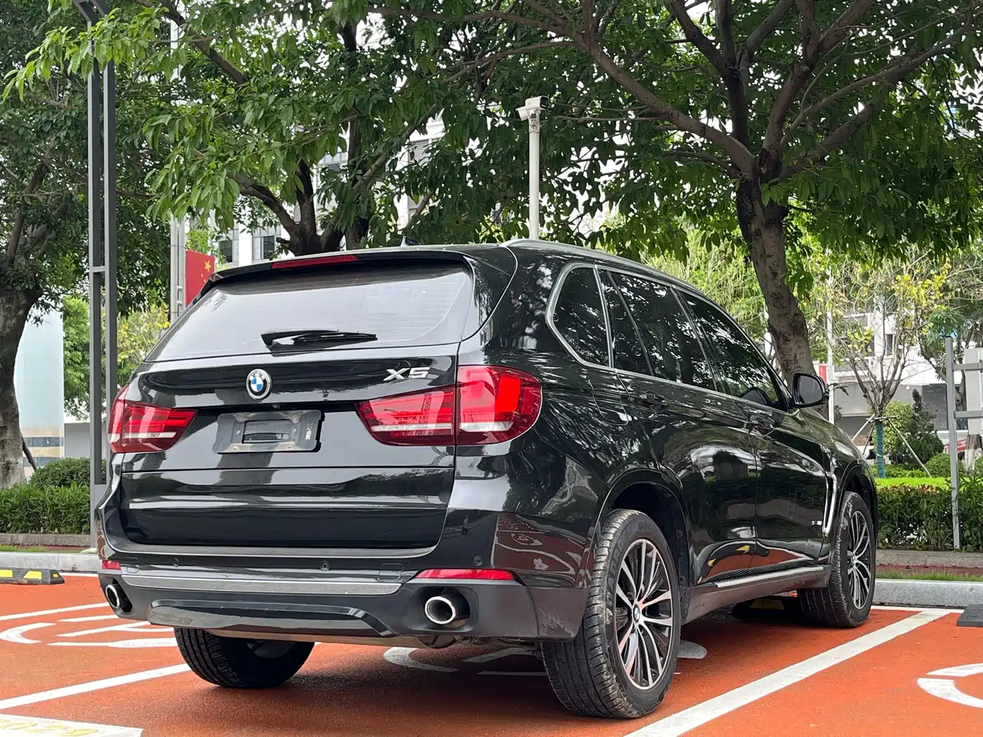 BMW X5 (Import) 2017 xDrive28i фото 9
