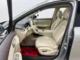 Photo 14 - Shangjie SUV