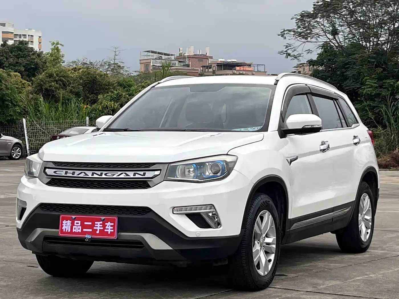 CHANGAN CS75