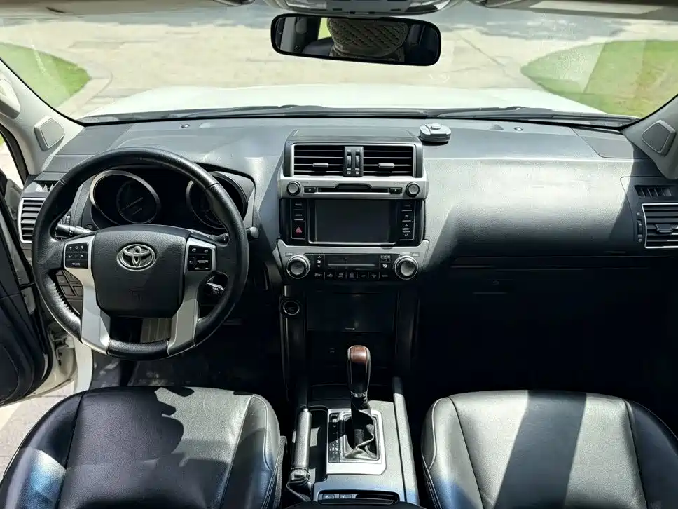 Фото 5 - Toyota Prado