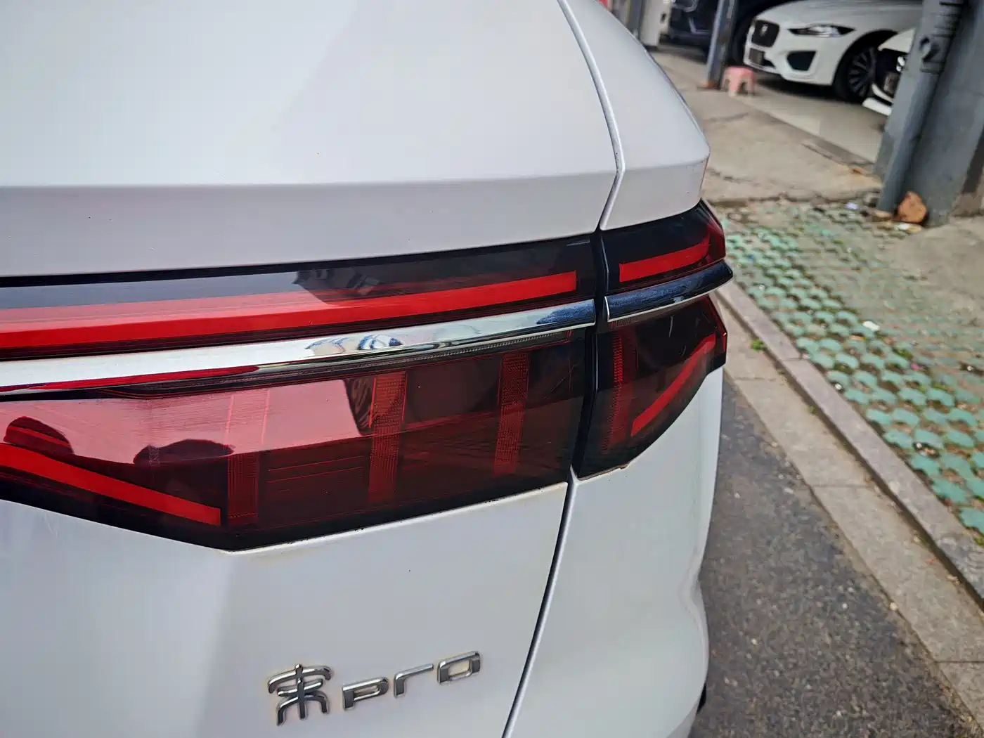 BYD Song Pro New Energy 2022 DM-i 51km Luxury фото 12