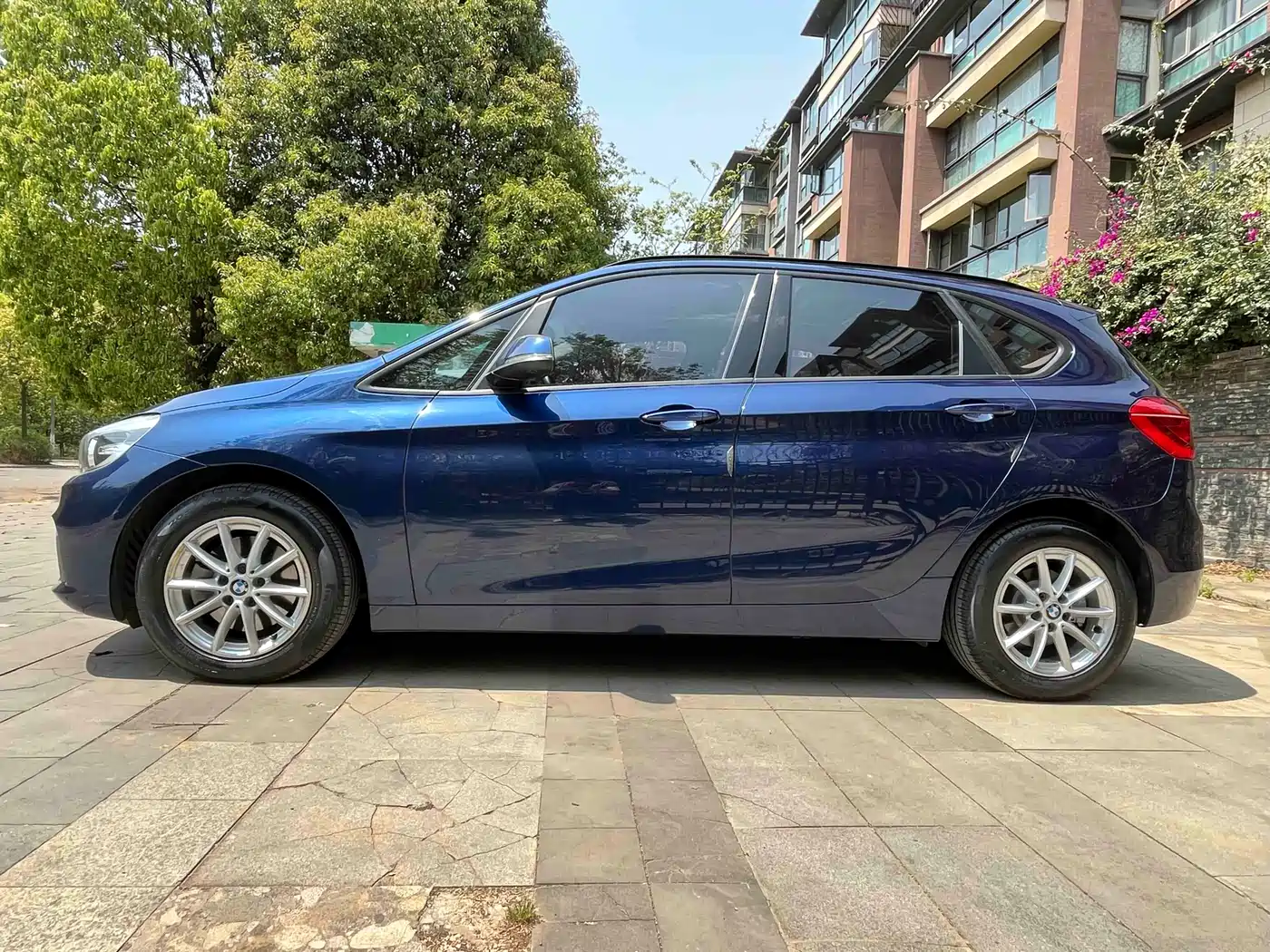 BMW 2 SERIES STATION WAGON