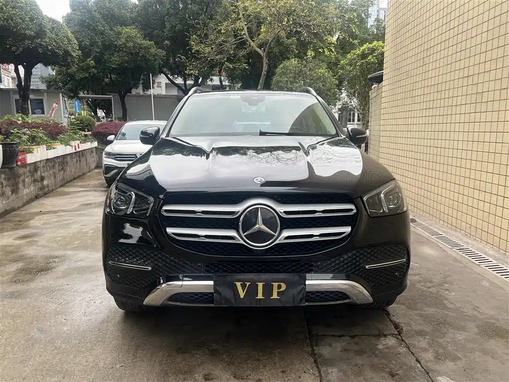 Mercedes-Benz GLE 2020 Facelift GLE 350 4MATIC Dynamic фото 2