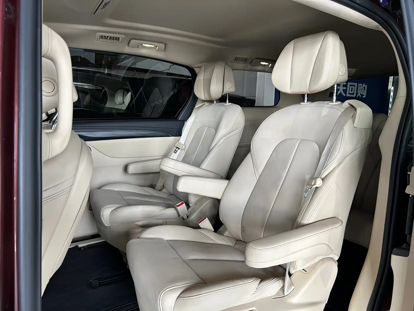 Buick GL8 2023 ES Landmaster Exclusive фото 3