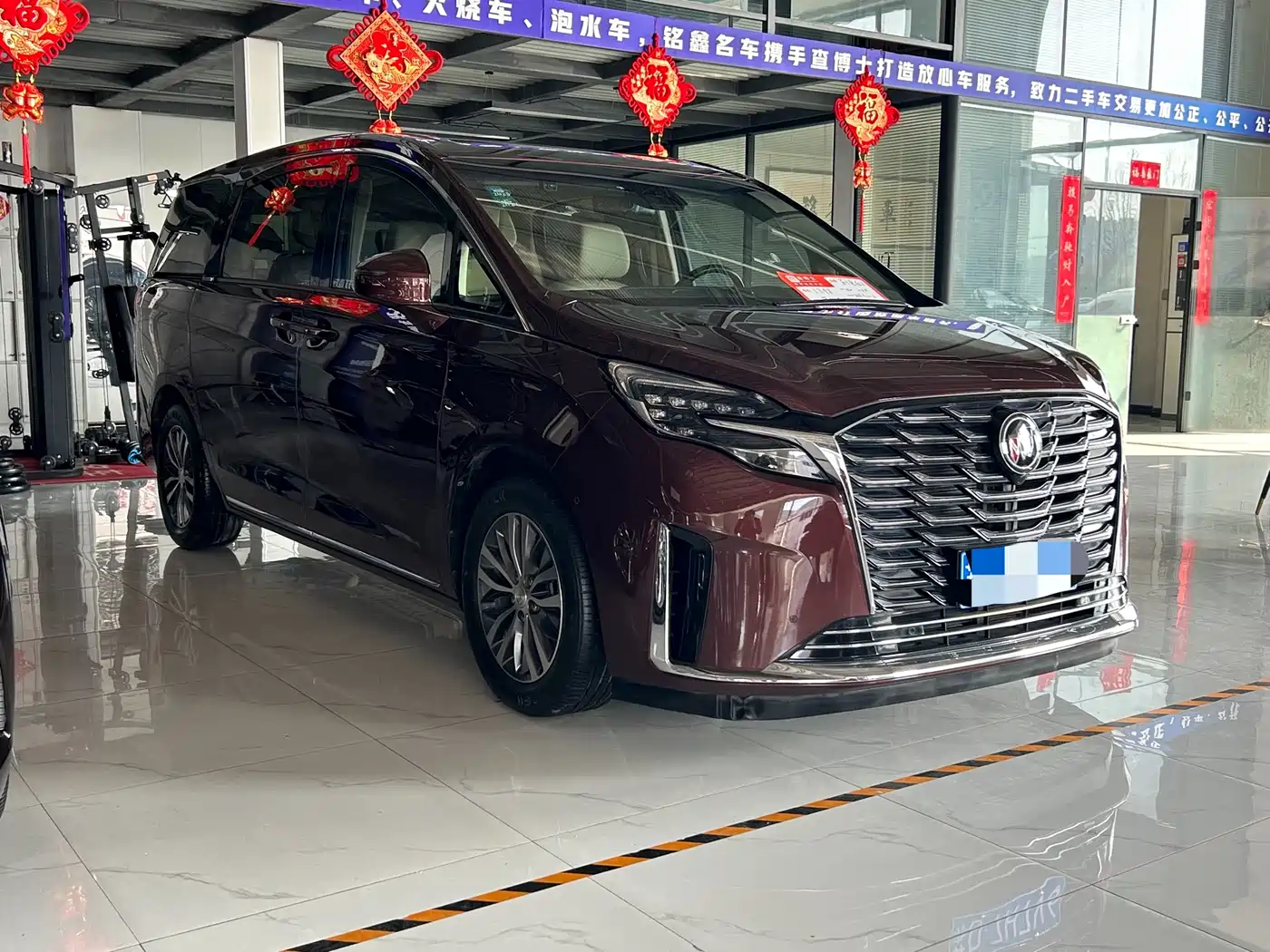 Buick GL8 2023 ES Landmaster Exclusive фото 2