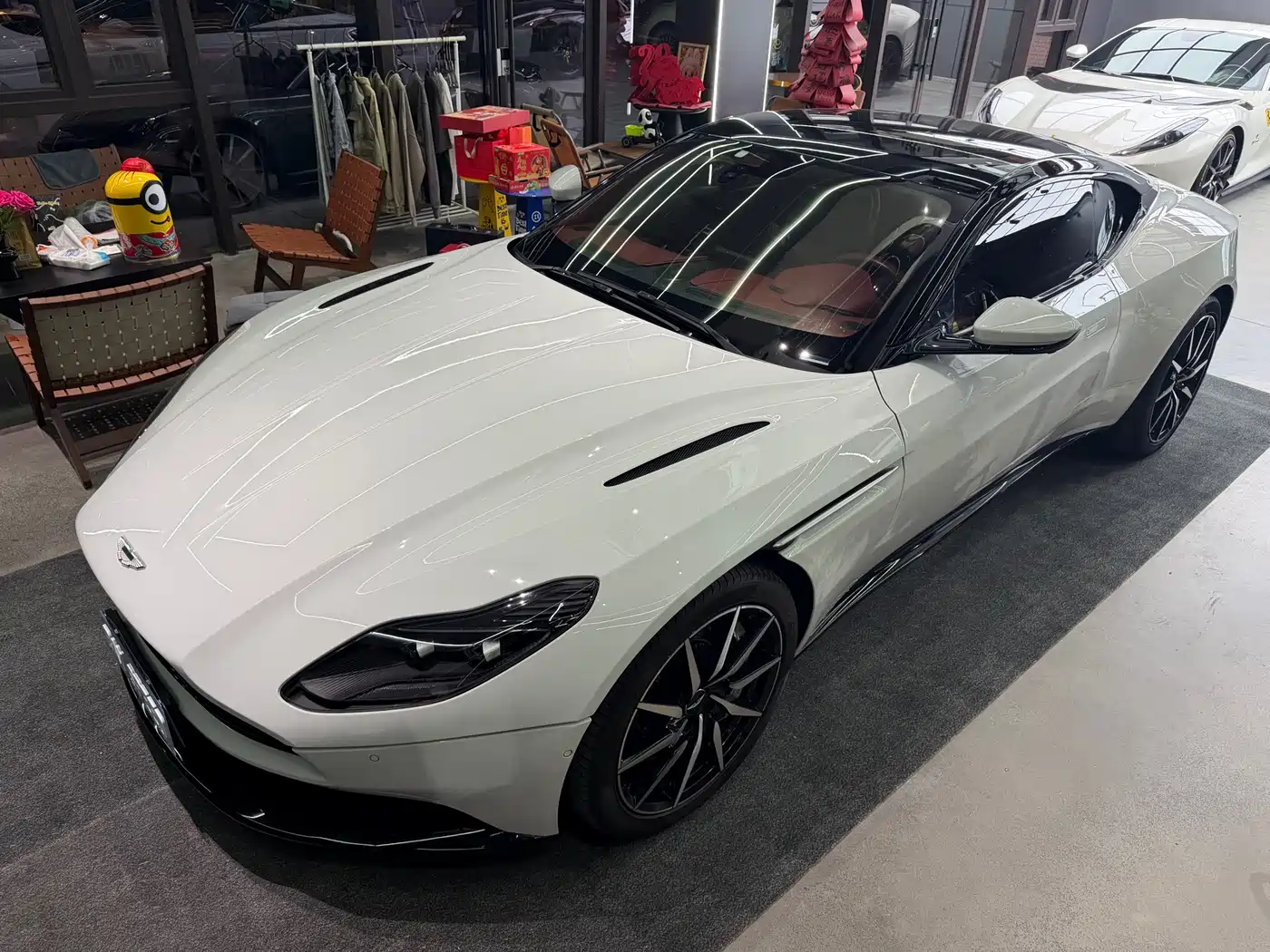 Aston Martin DB11 2018 2019 Model 4.0T V8 Coupe