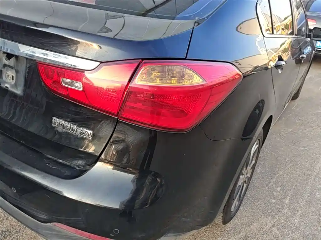 Kia K3 2015 1.6L Automatic GLS фото 8