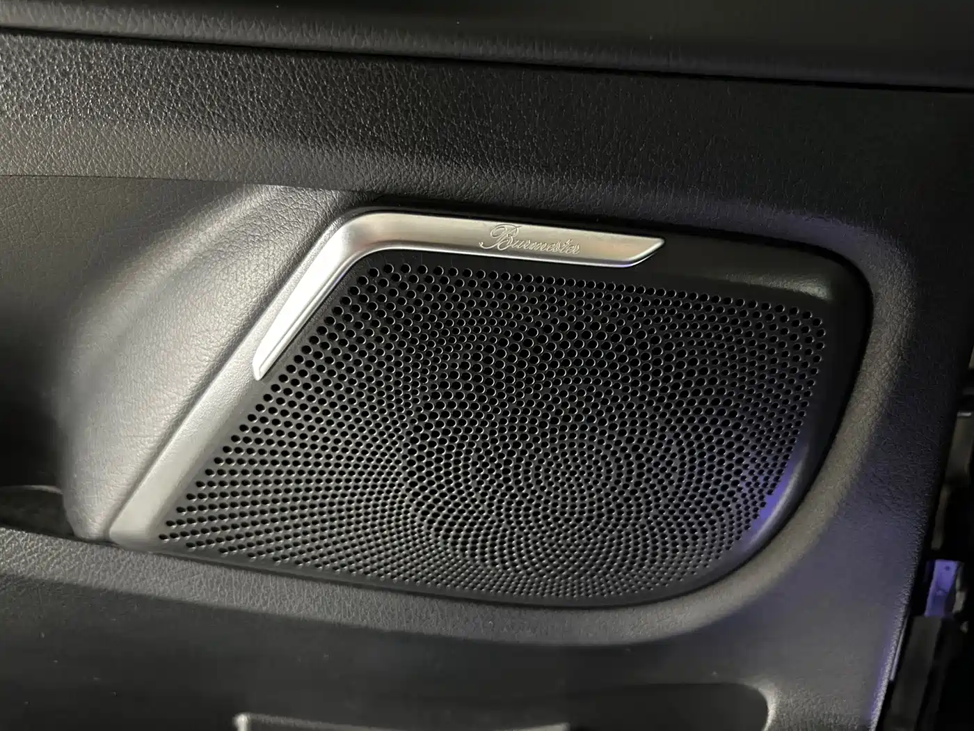 MERCEDES-BENZ V CLASS