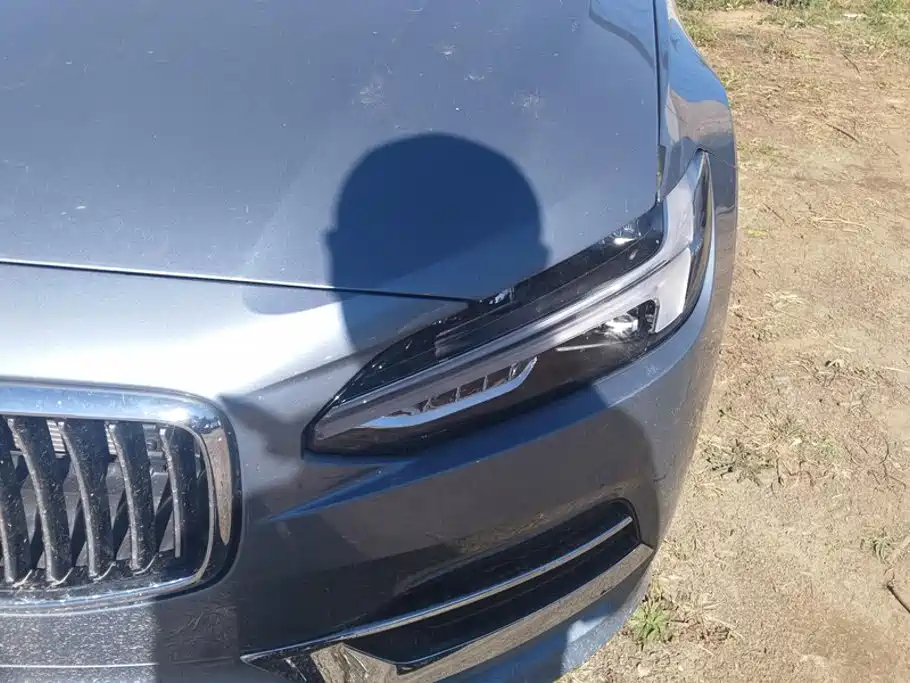 Photo 5 - Volvo S90