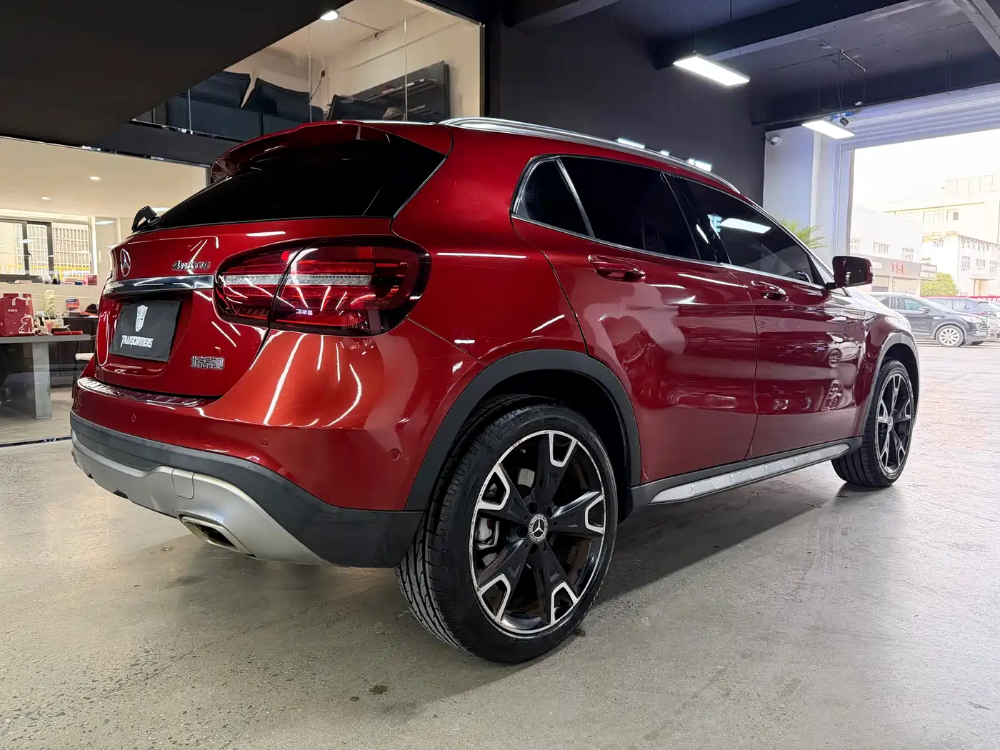 Mercedes-Benz GLA 2017 GLA 220 4MATIC Fashion фото 13