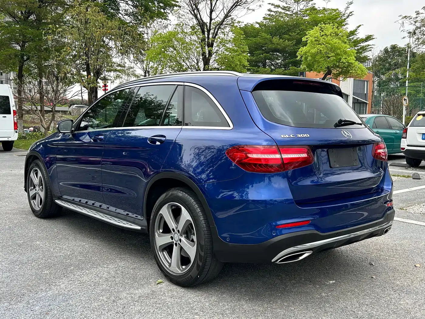Mercedes-Benz GLC 2017 GLC 300 4MATIC Dynamic фото 10