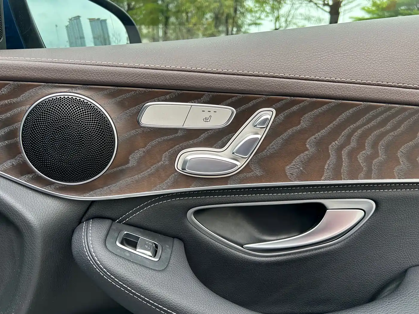 Mercedes-Benz GLC 2017 GLC 300 4MATIC Dynamic фото 37
