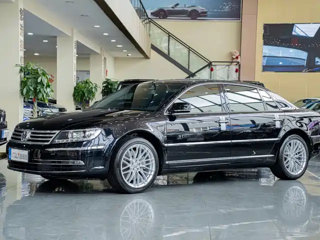 VOLKSWAGEN PHAETON