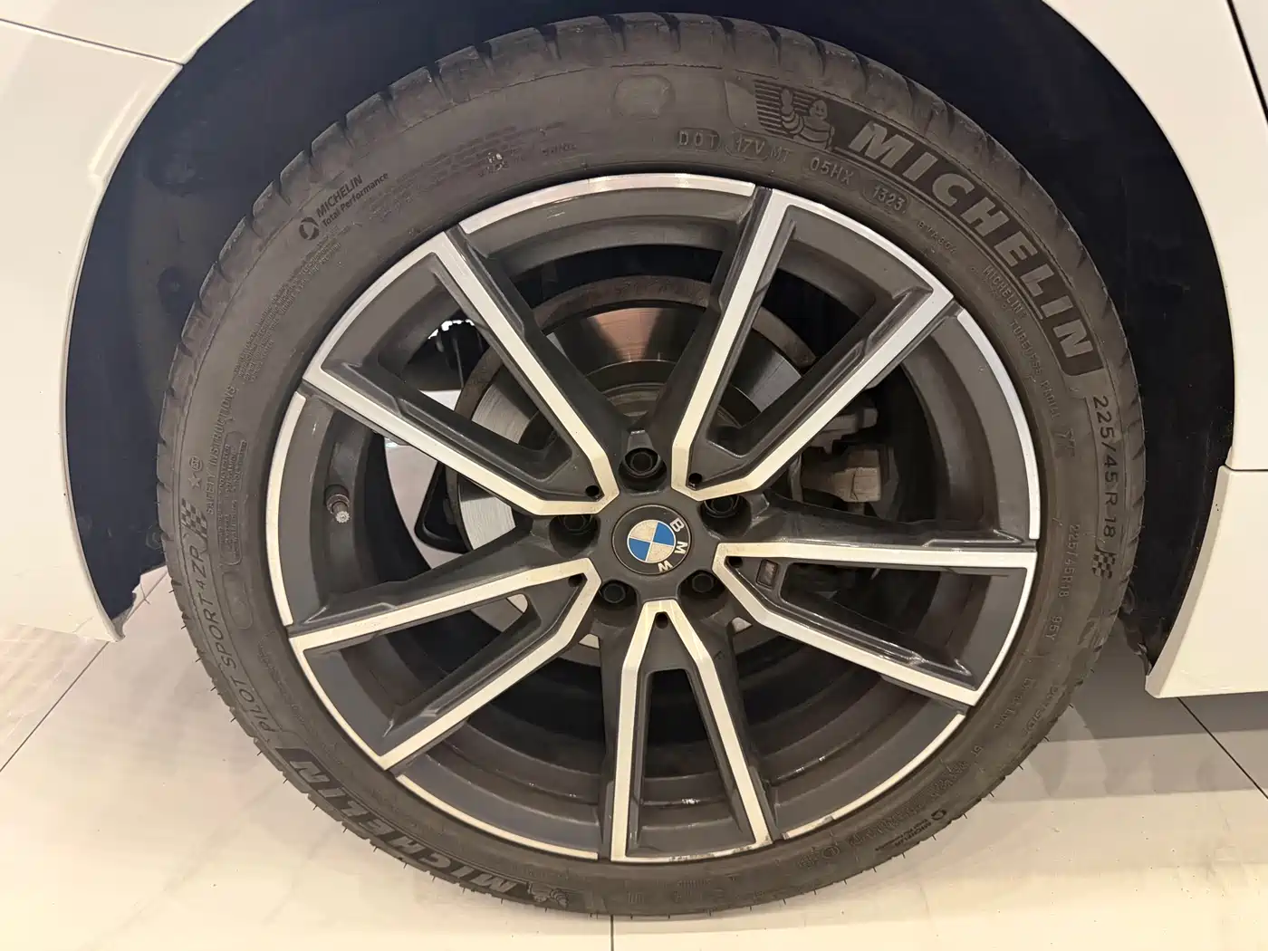 BMW 3 Series 2023 320Li M Sport Package фото 21