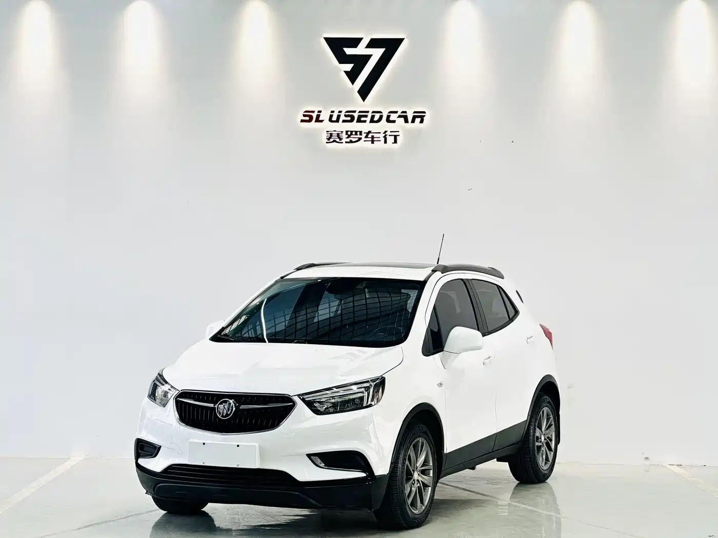 Buick Encore 2016 18T Automatic 2WD Urban Leading фото 2