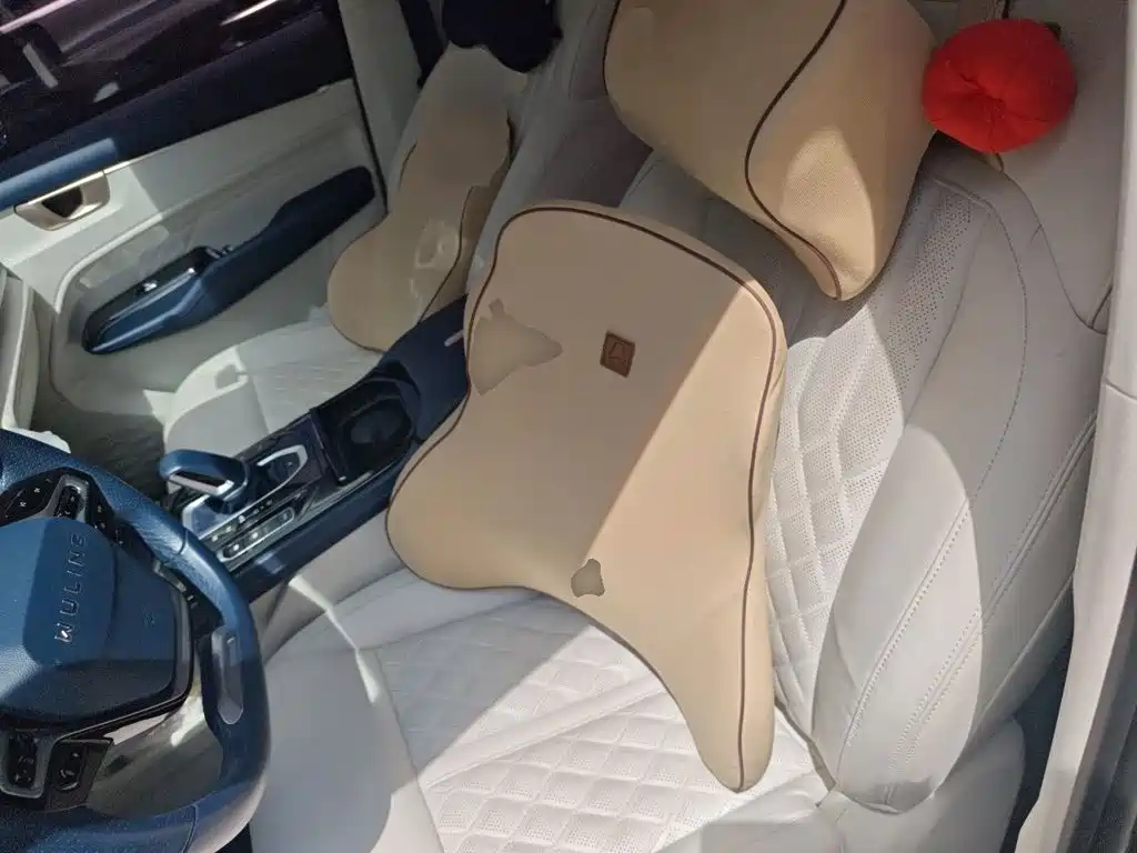 Wuling Motors Wuling Victory 2022 2023 2.0L DHT Luxury Edition
