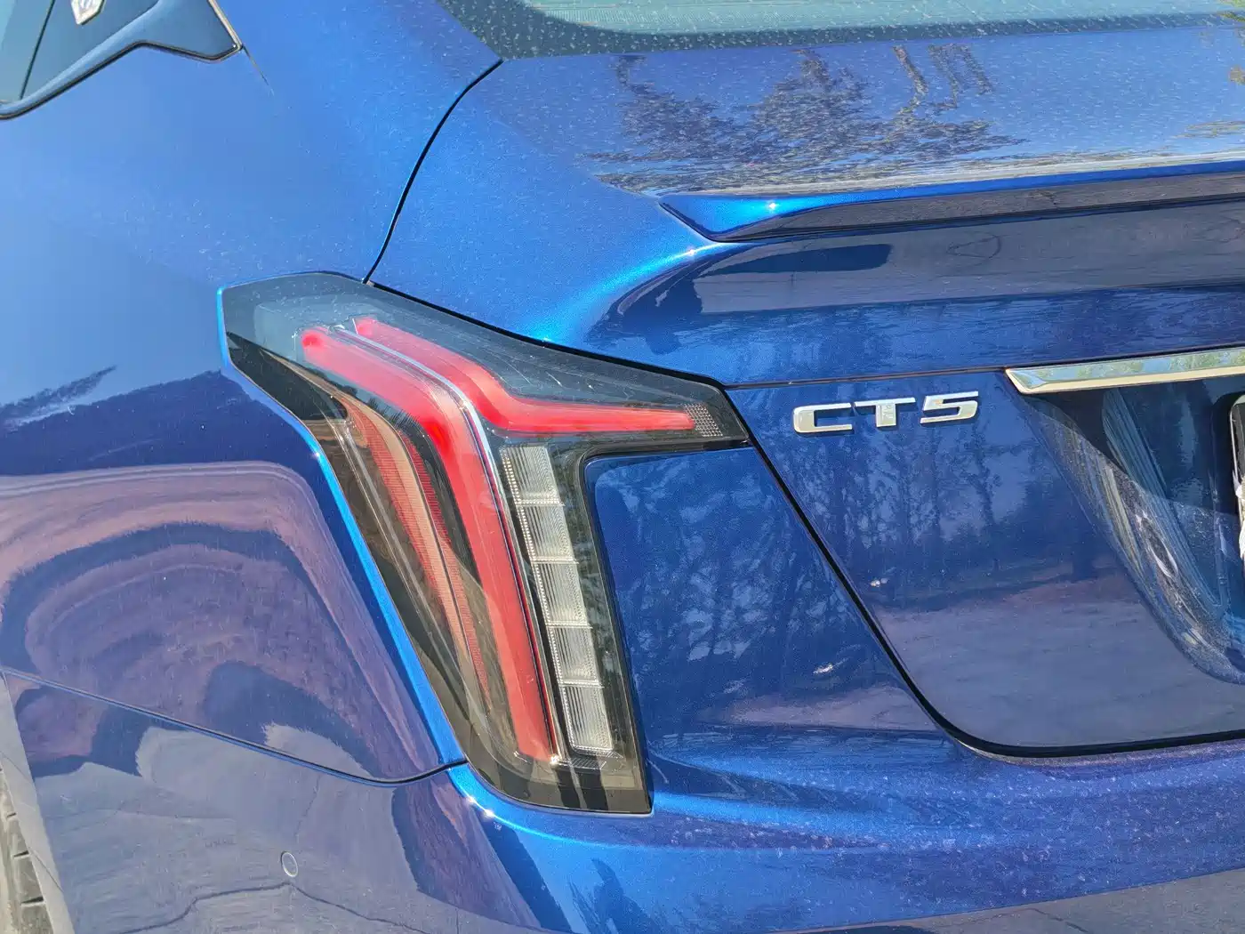 Cadillac CT5 2025 2024 28T Platinum Edition