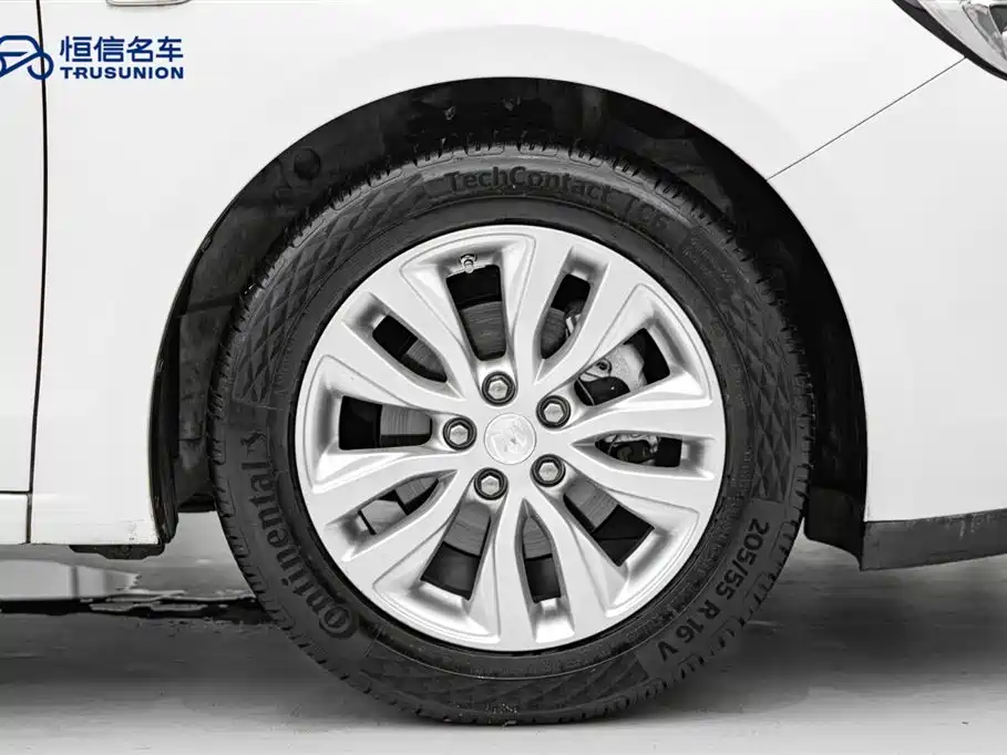 Фото 11 - Buick Excelle