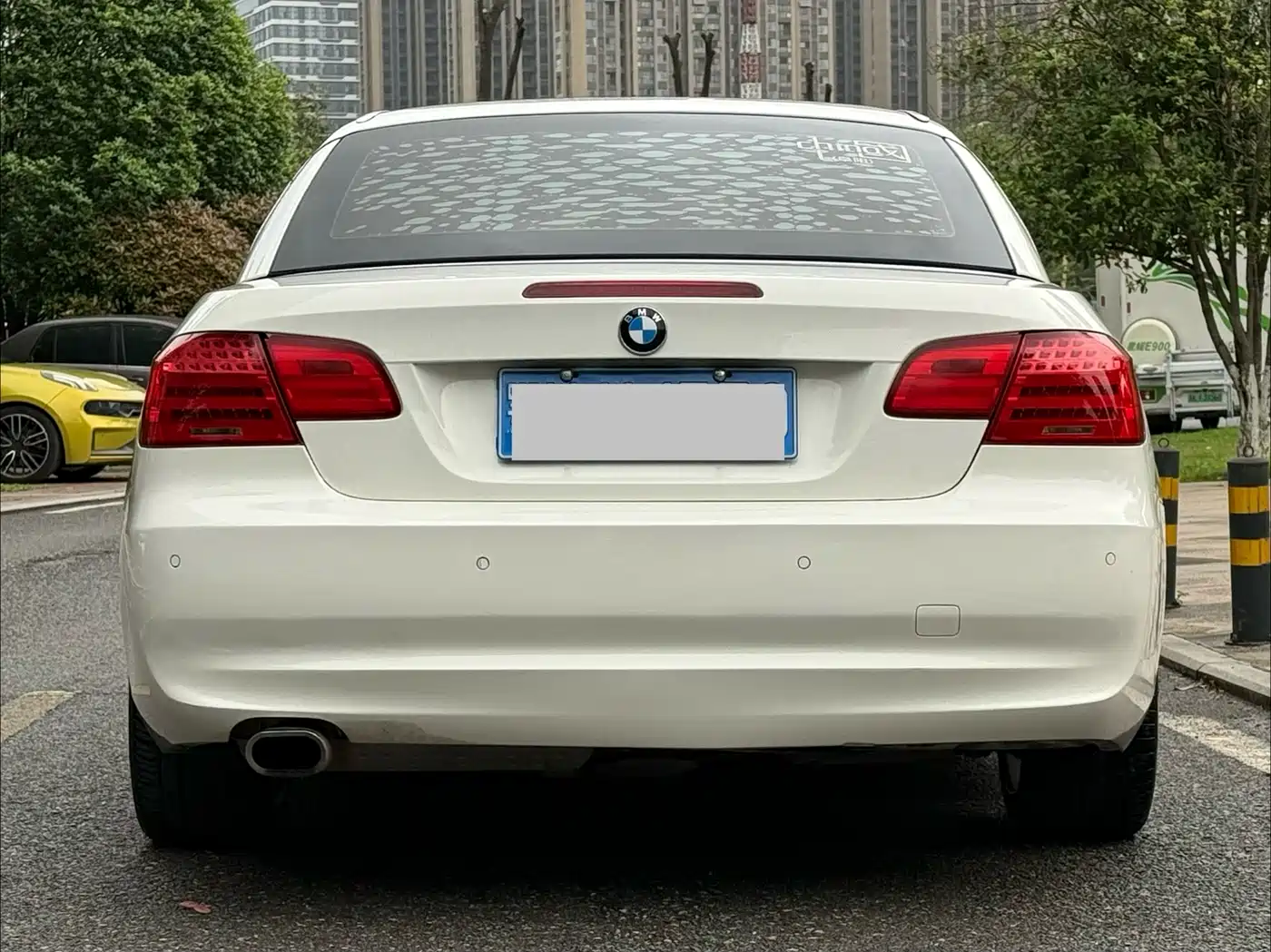 BMW 3 Series (Import) 2011 320i Convertible фото 3