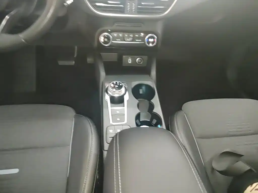 Ford Focus Active 2019 2020 EcoBoost 180 Auto Trendy Edition