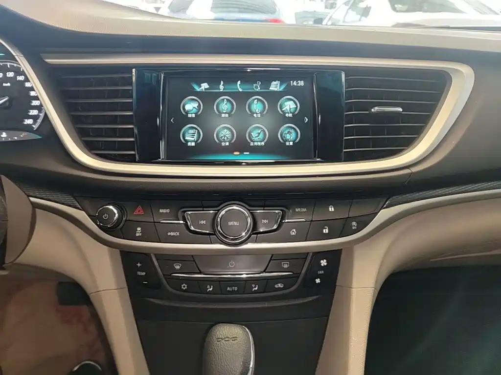 Фото 13 - Buick Excelle