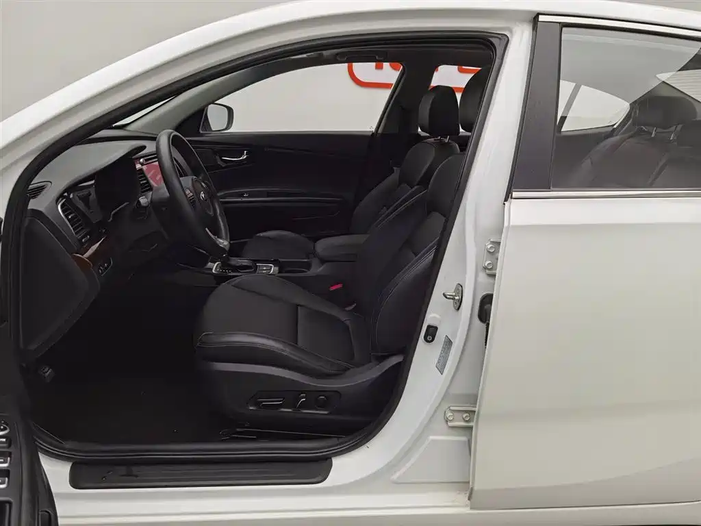 Kia K4 2017 1.8L Automatic GLS Special фото 10