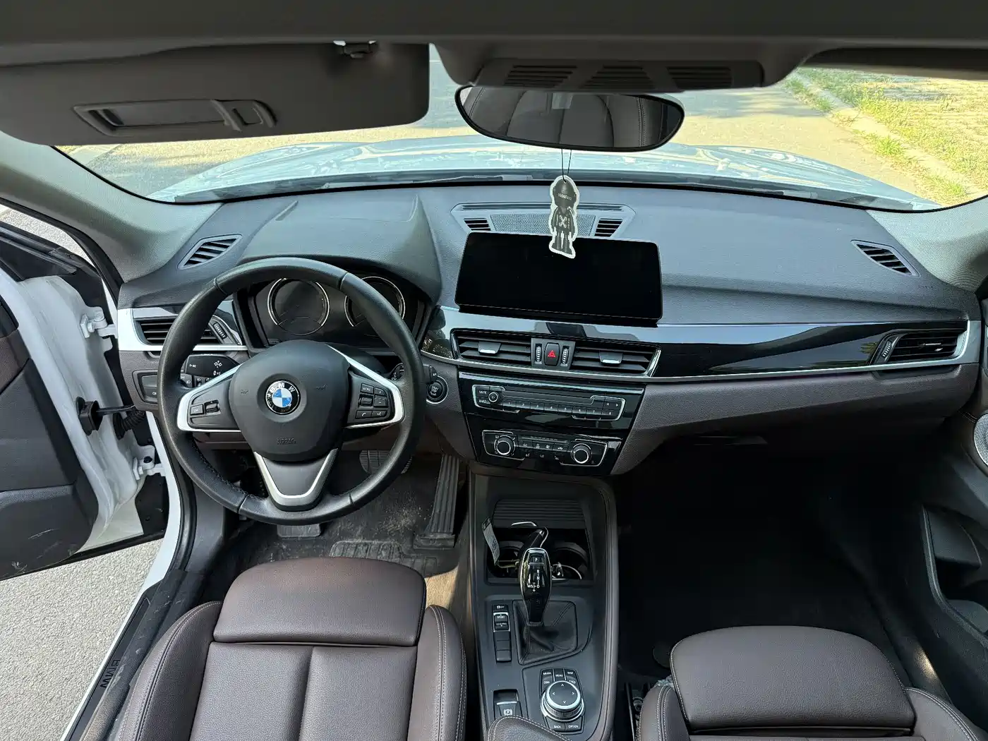BMW X1 2022 sDrive20Li Fashion фото 10