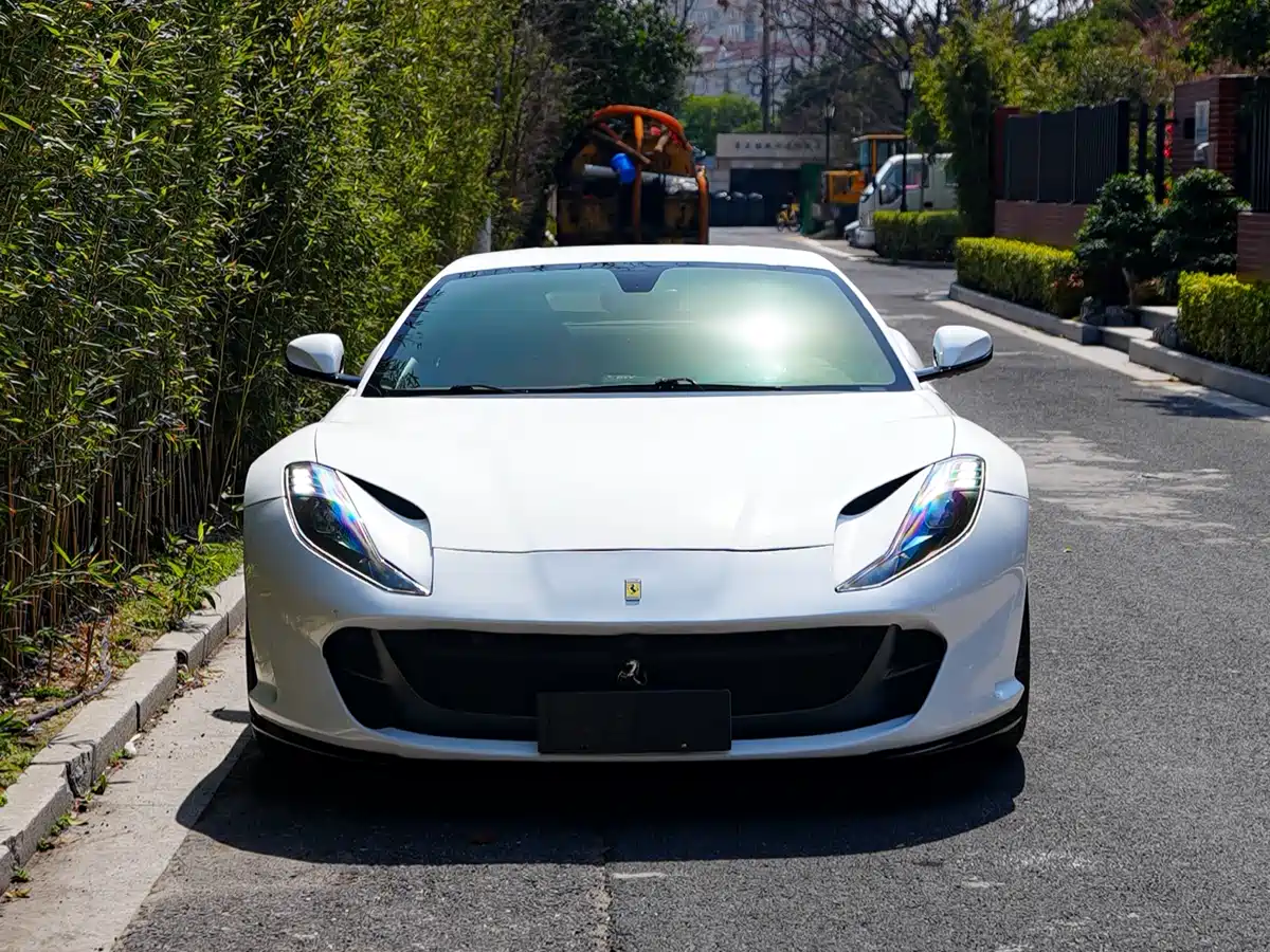 Ferrari 812 2017 6.5L Superfast фото 2