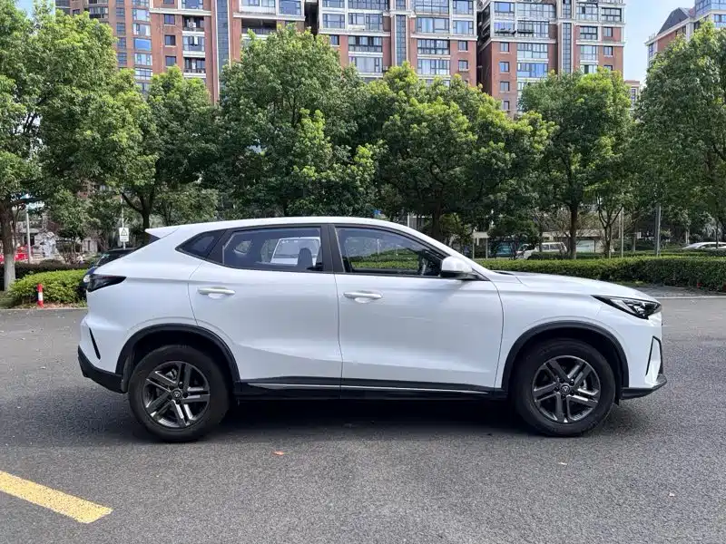 Changan X5 PLUS 2025 2026 Model Second Generation 1.5T MT Luxury Edition