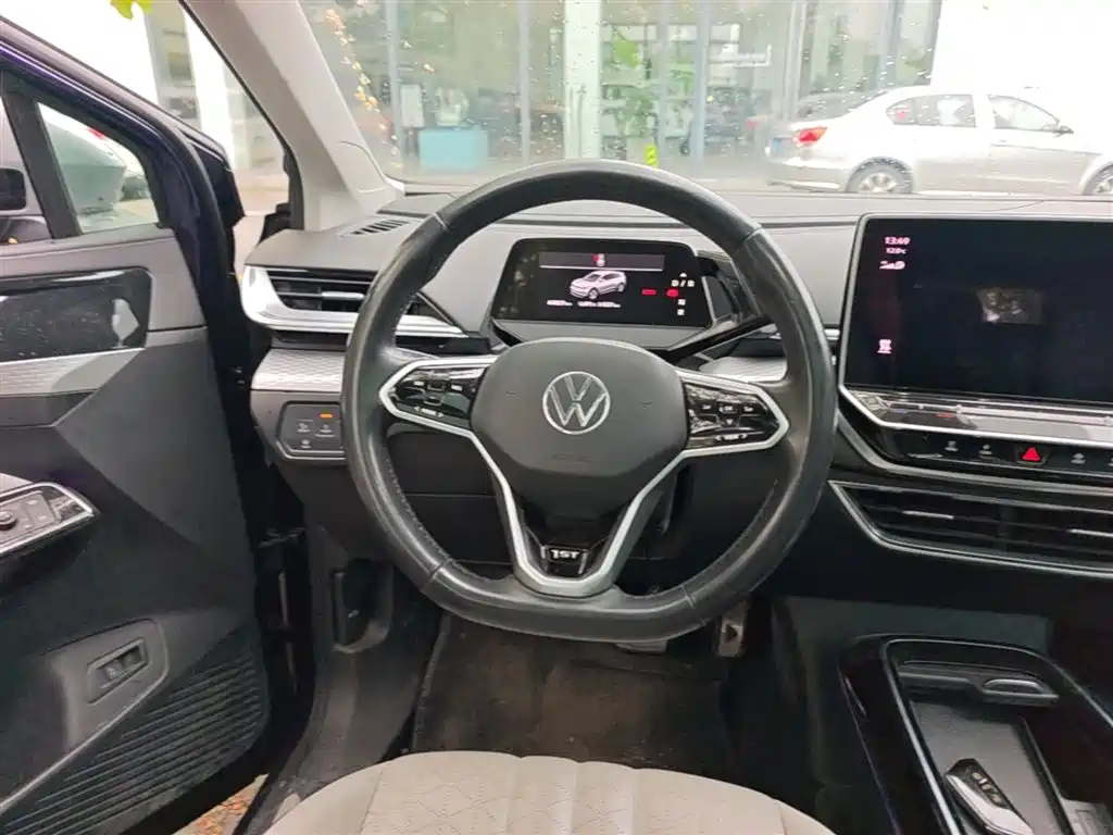 Volkswagen ID.6 X 2021 1st Edition ID. First Sight фото 11