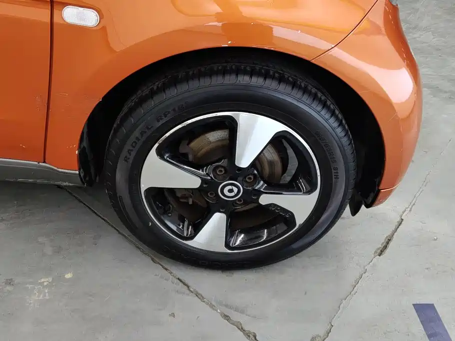 smart fortwo 2018 2018 1.0L 52kW Hardtop Passion Edition China V