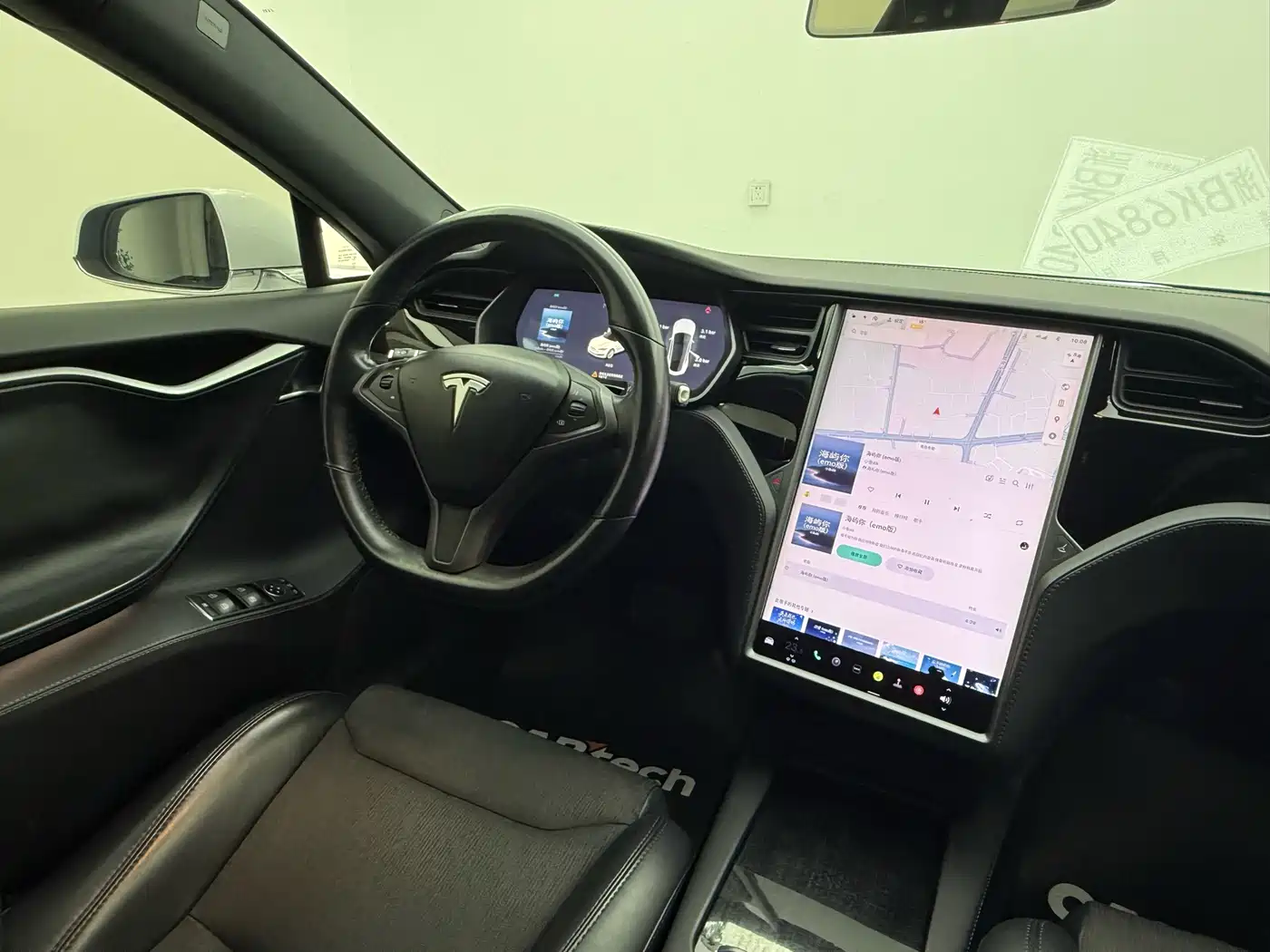 TESLA MODEL S