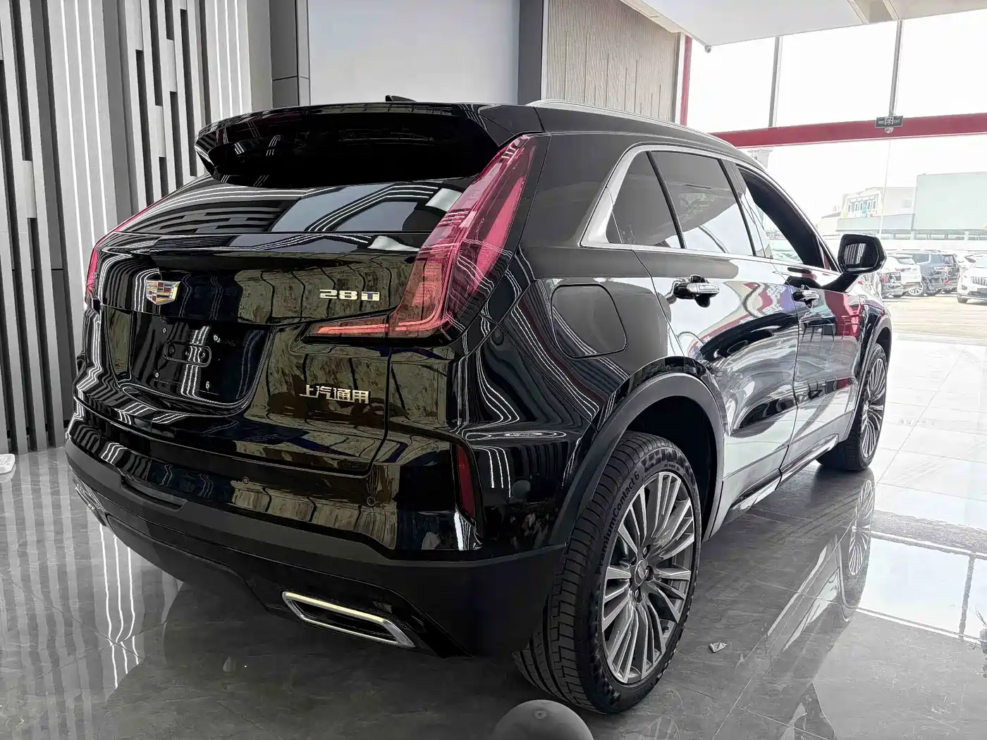 Cadillac XT4 2025 2024 28T 2WD Premium