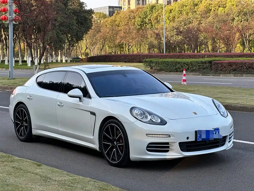 Porsche Panamera 2014 Panamera 4S Executive 3.0T фото 3